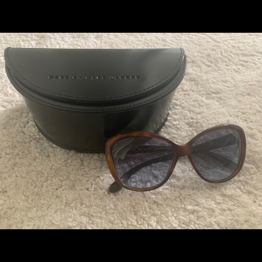 Marc Jacobs sunglasses